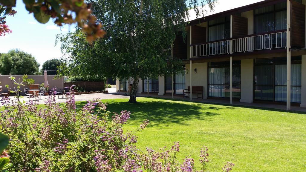 Coonawarra Motor Lodge Penola Bagian luar foto
